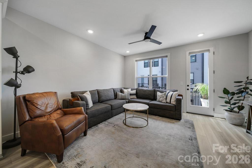 Tremont Station - Residential