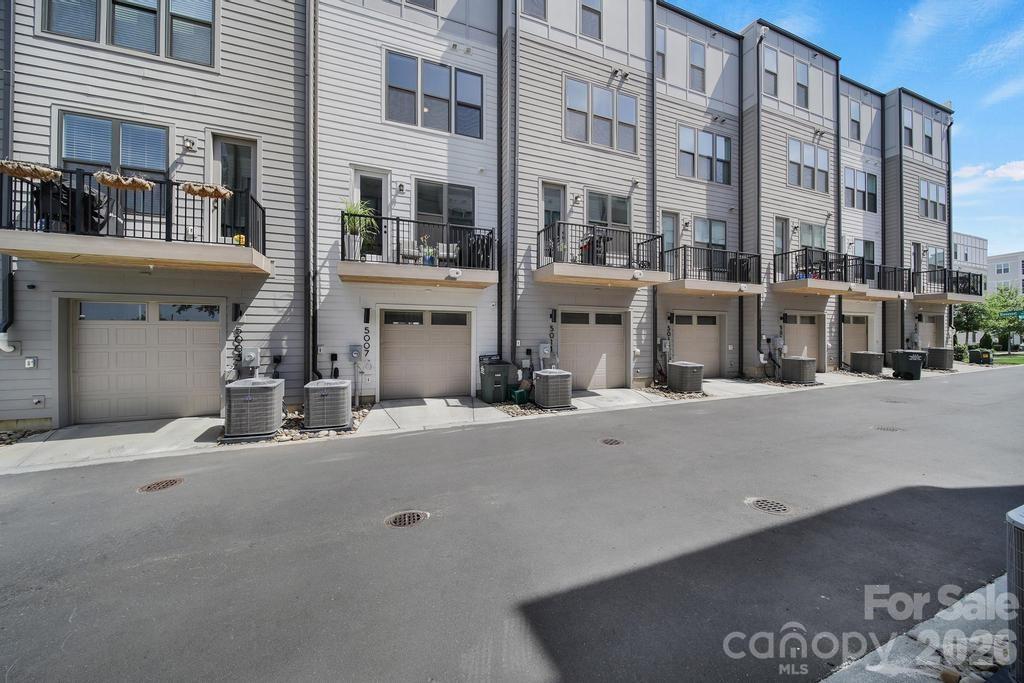Tremont Station - Residential