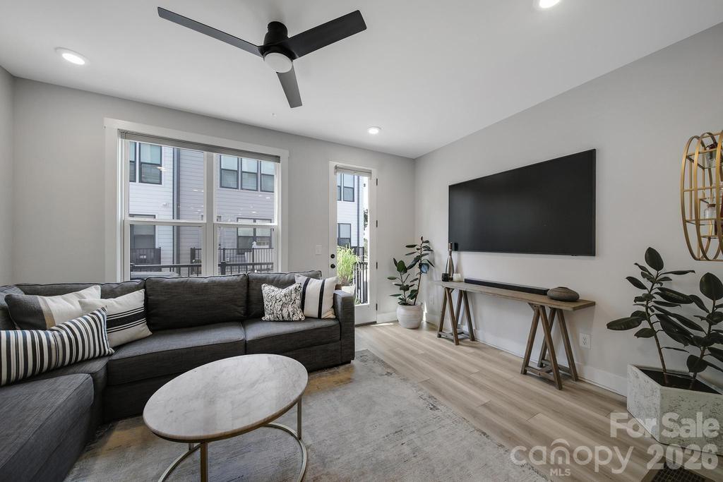 Tremont Station - Residential