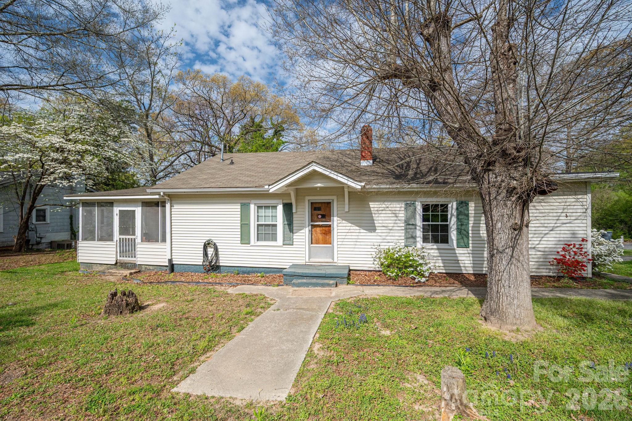 Take a look at this incredible listing!  3 beds and 1 full bath with plenty of rooms to make extra bedrooms or bathrooms. This house has a formal dining room, living room, den, 3 bedrooms, 1 bathroom, a huge pantry, large kitchen, huge side and back screened porches and so much more! Many of the windows have been upgraded and replaced. Best of all it is located in the beautiful town of Dallas, NC. This house is move in ready but could use some updates to make it perfect.  The price is GREAT and backed up by a fresh and recent appraisal.  So buy with extreme confidence knowing you are not paying to much. This house will not last long!  It sits on nearly a half acre on a corner lot. The home hosts tons of storage space that could easily be converted to heated and cooled living area. Set your appointments today. Roof installed in 2014. Previous owner stated that the house was rewired in 2016.
