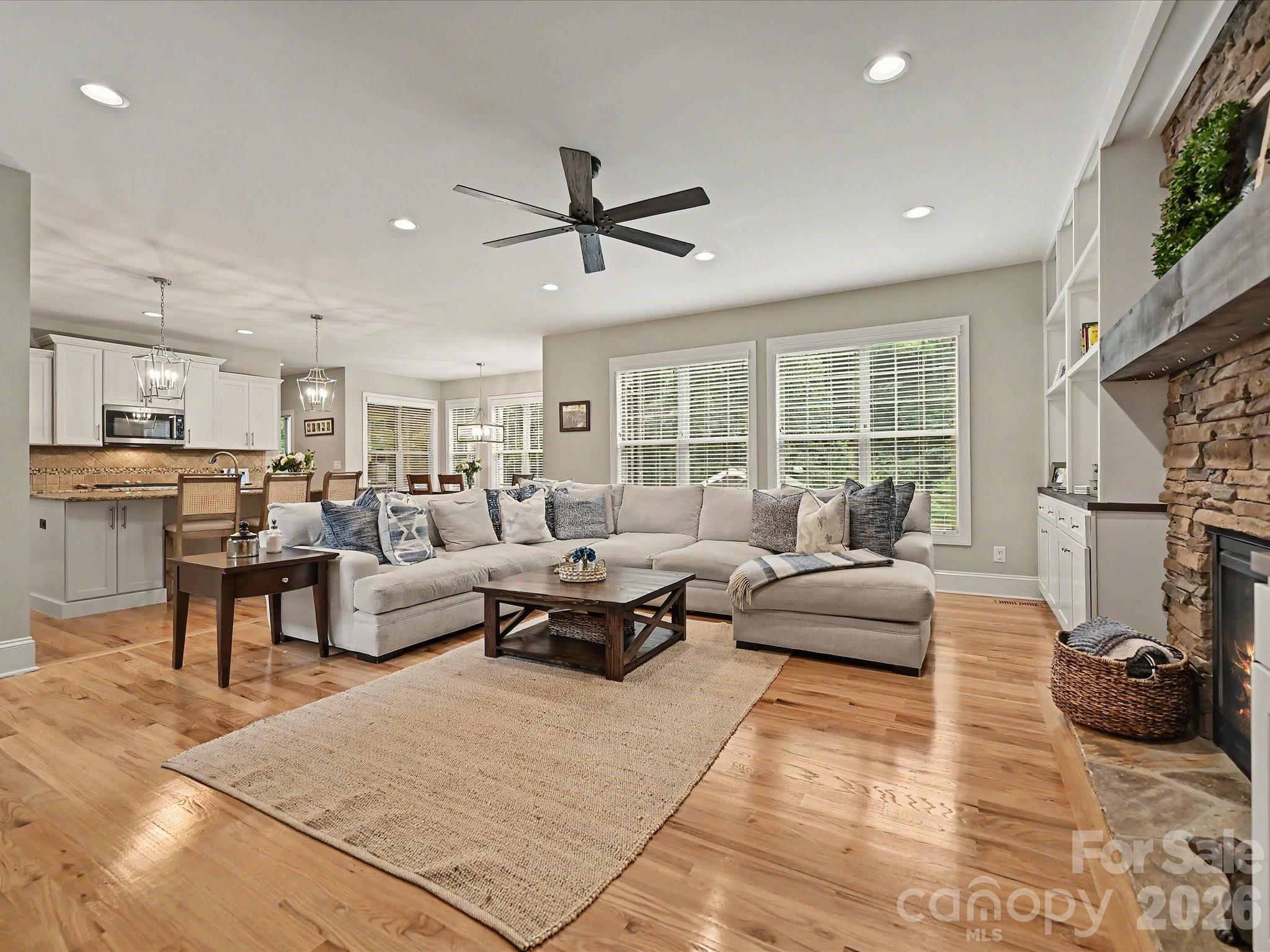 Hampton Oaks - Residential