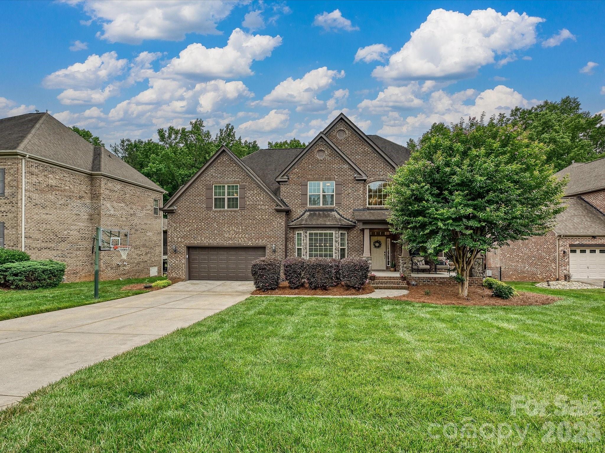Hampton Oaks - Residential