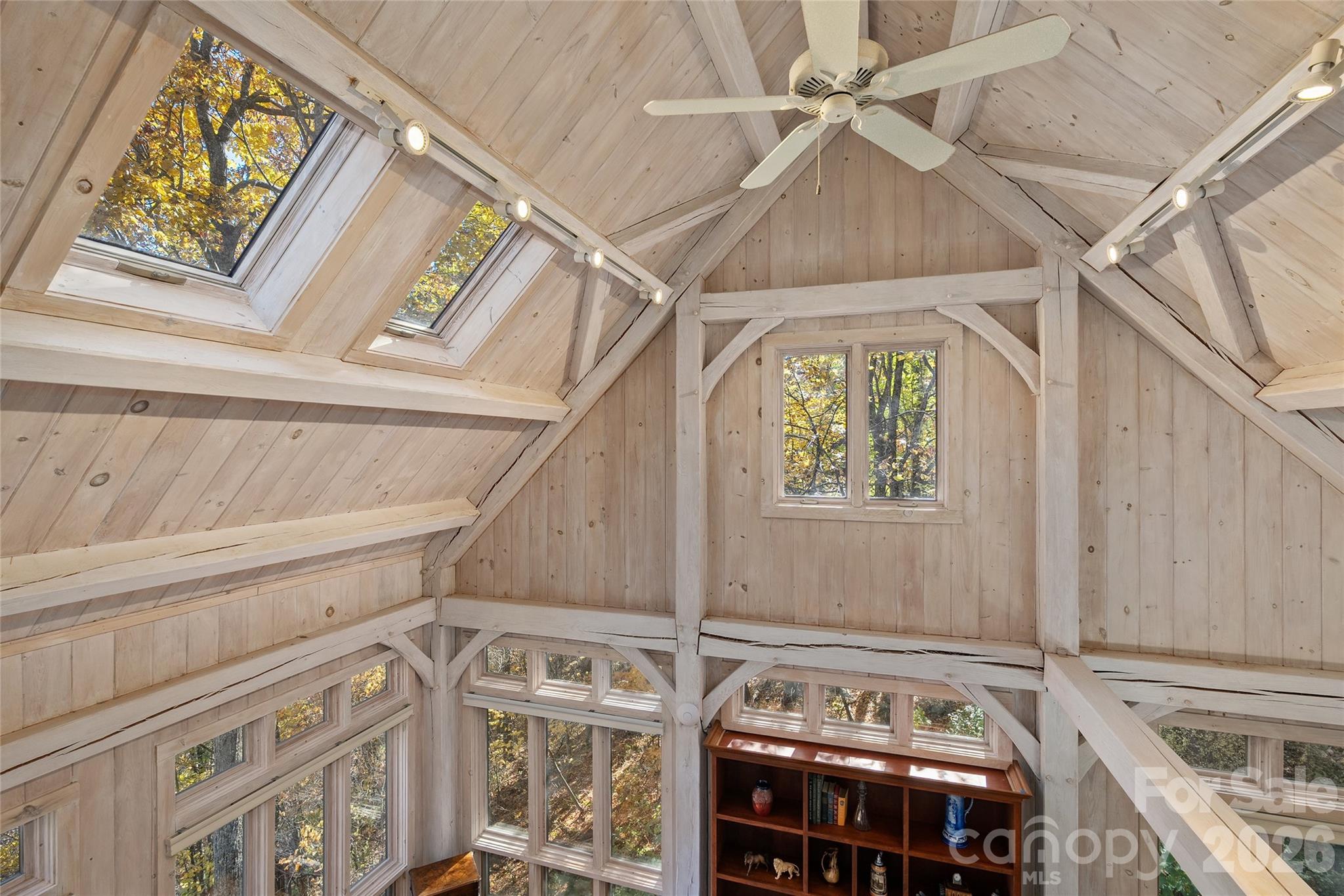 Laurel Ridge - Residential