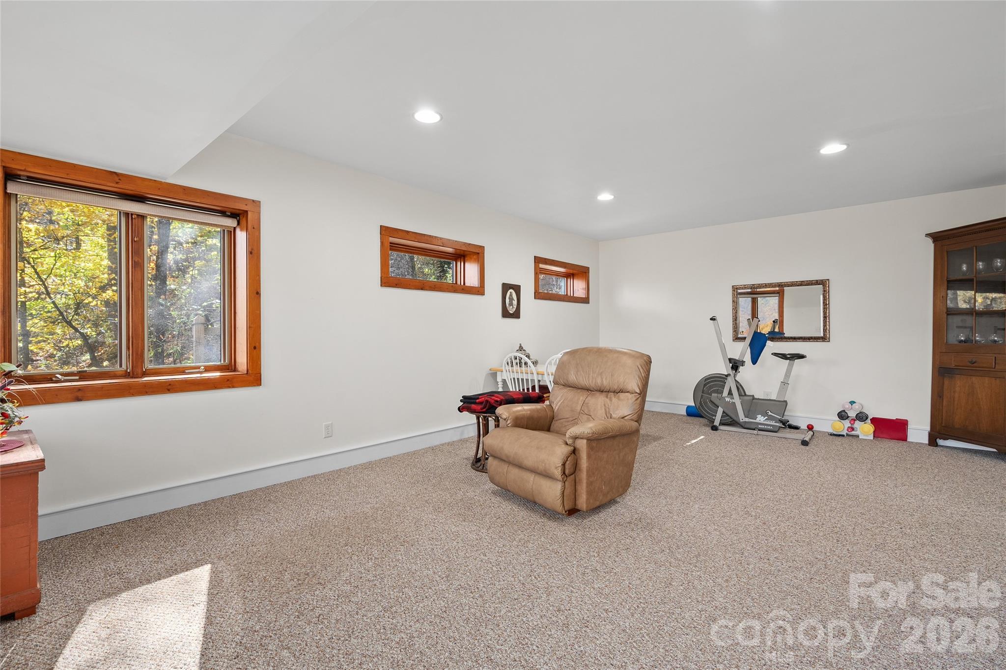 Laurel Ridge - Residential
