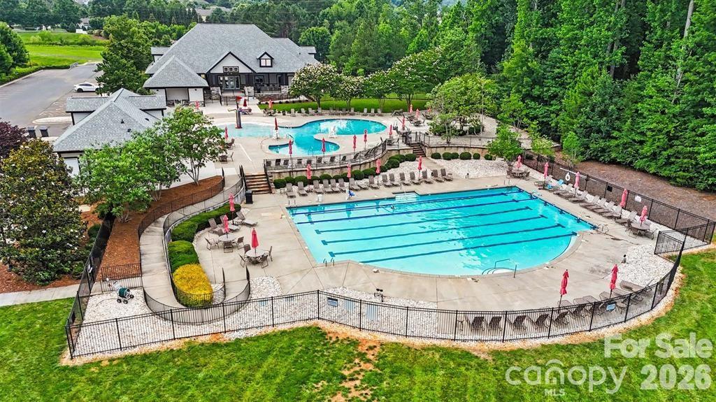 The Vineyards on Lake Wylie - Residential