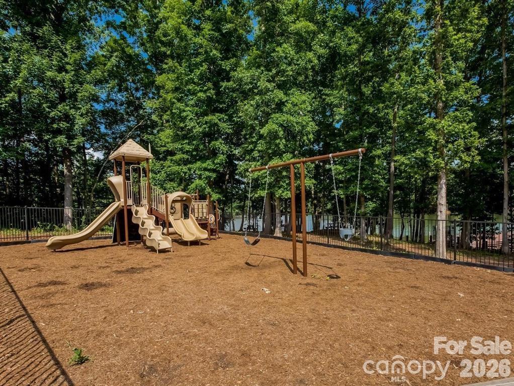 The Vineyards on Lake Wylie - Residential