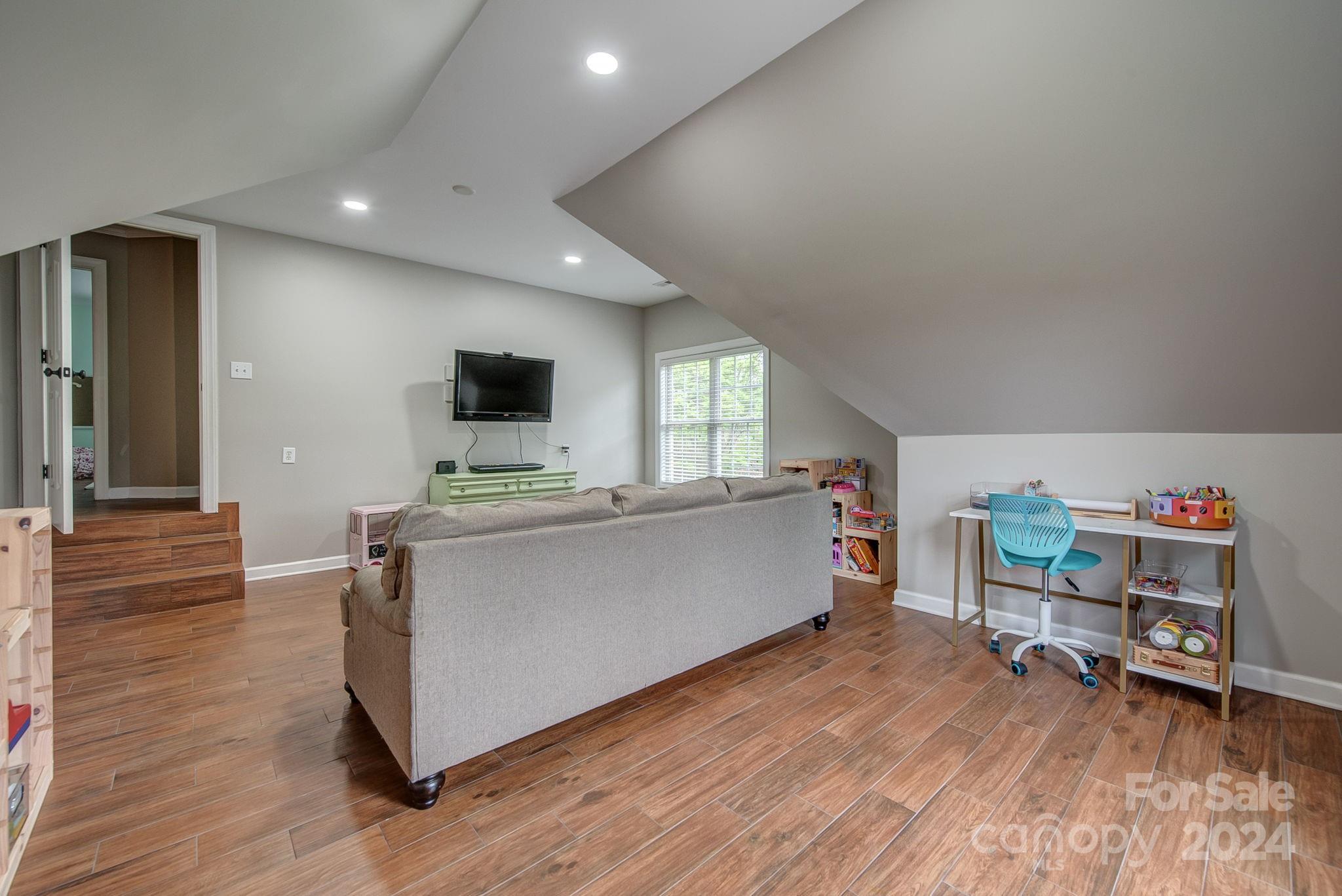 Cambridge Estates - Residential