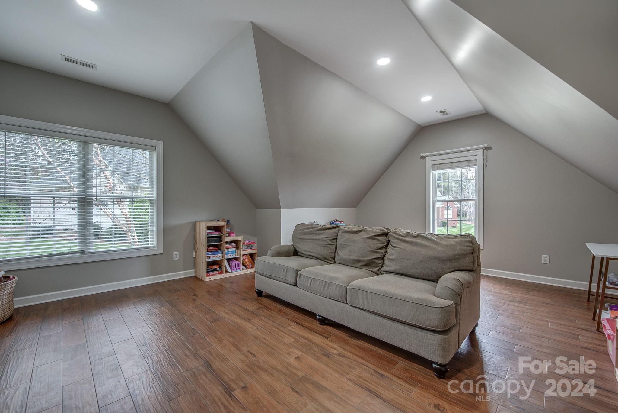 Cambridge Estates - Residential