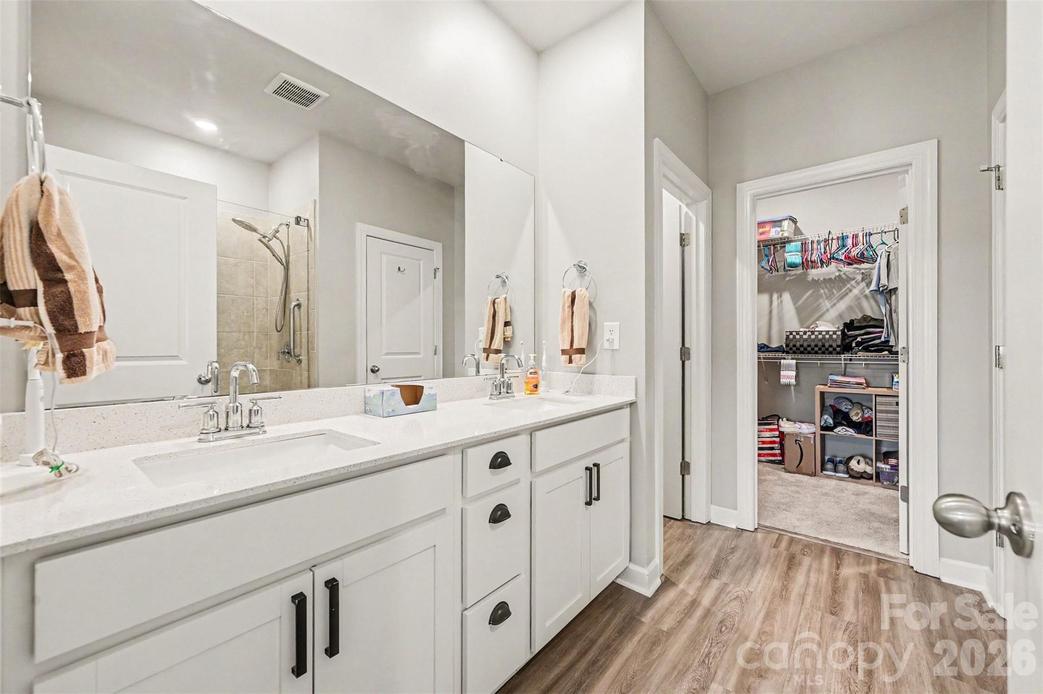 Larkhaven Hills - Residential