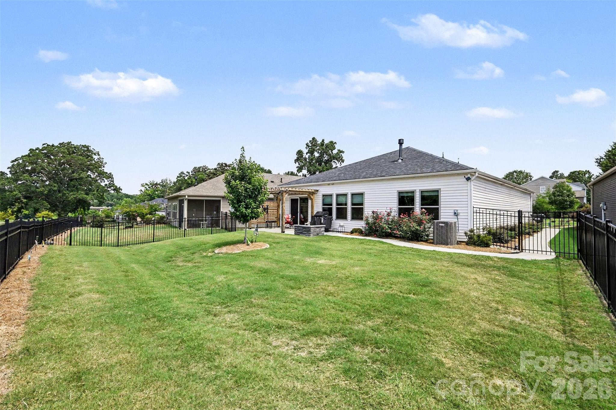 Larkhaven Hills - Residential