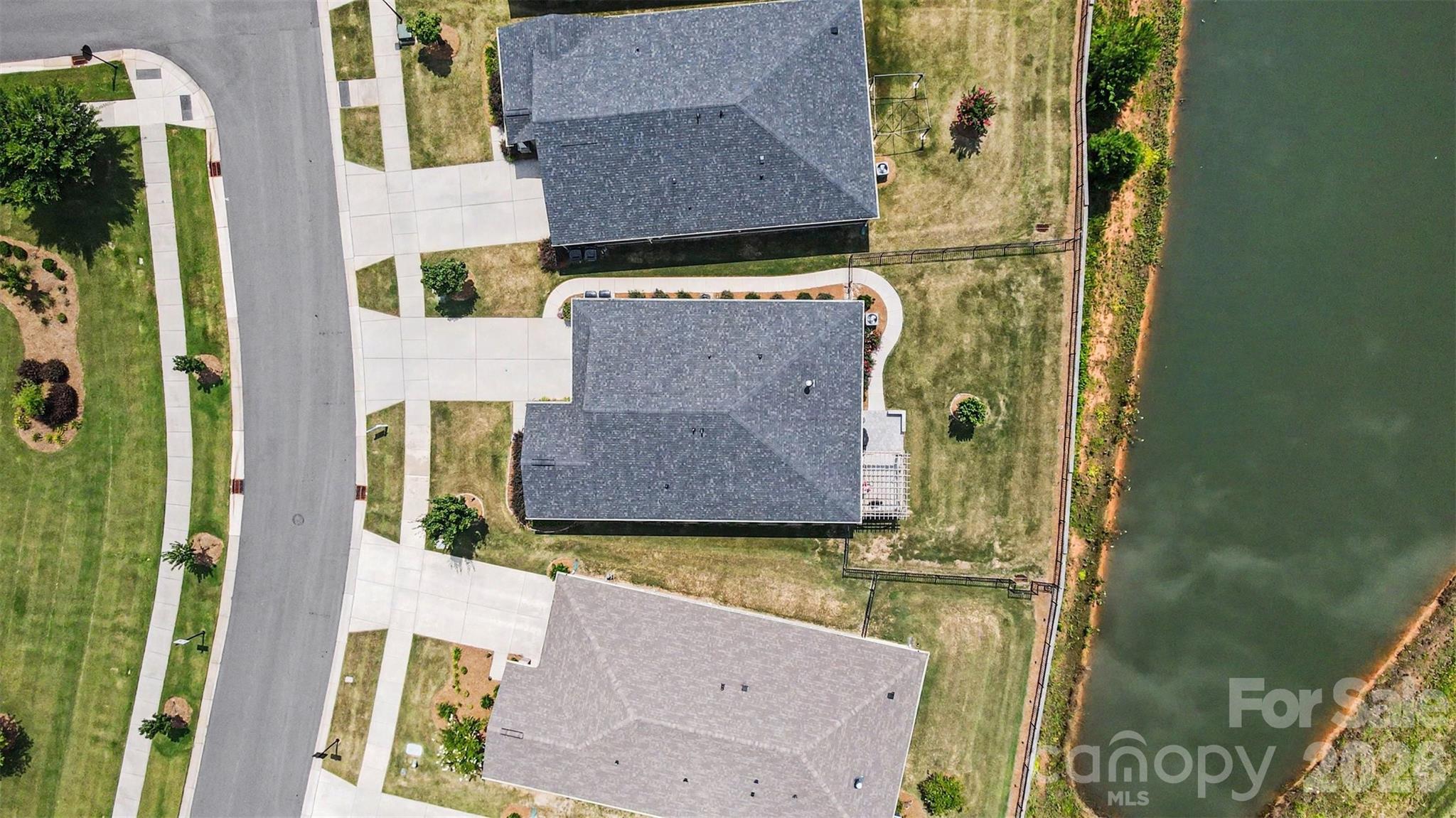 Larkhaven Hills - Residential