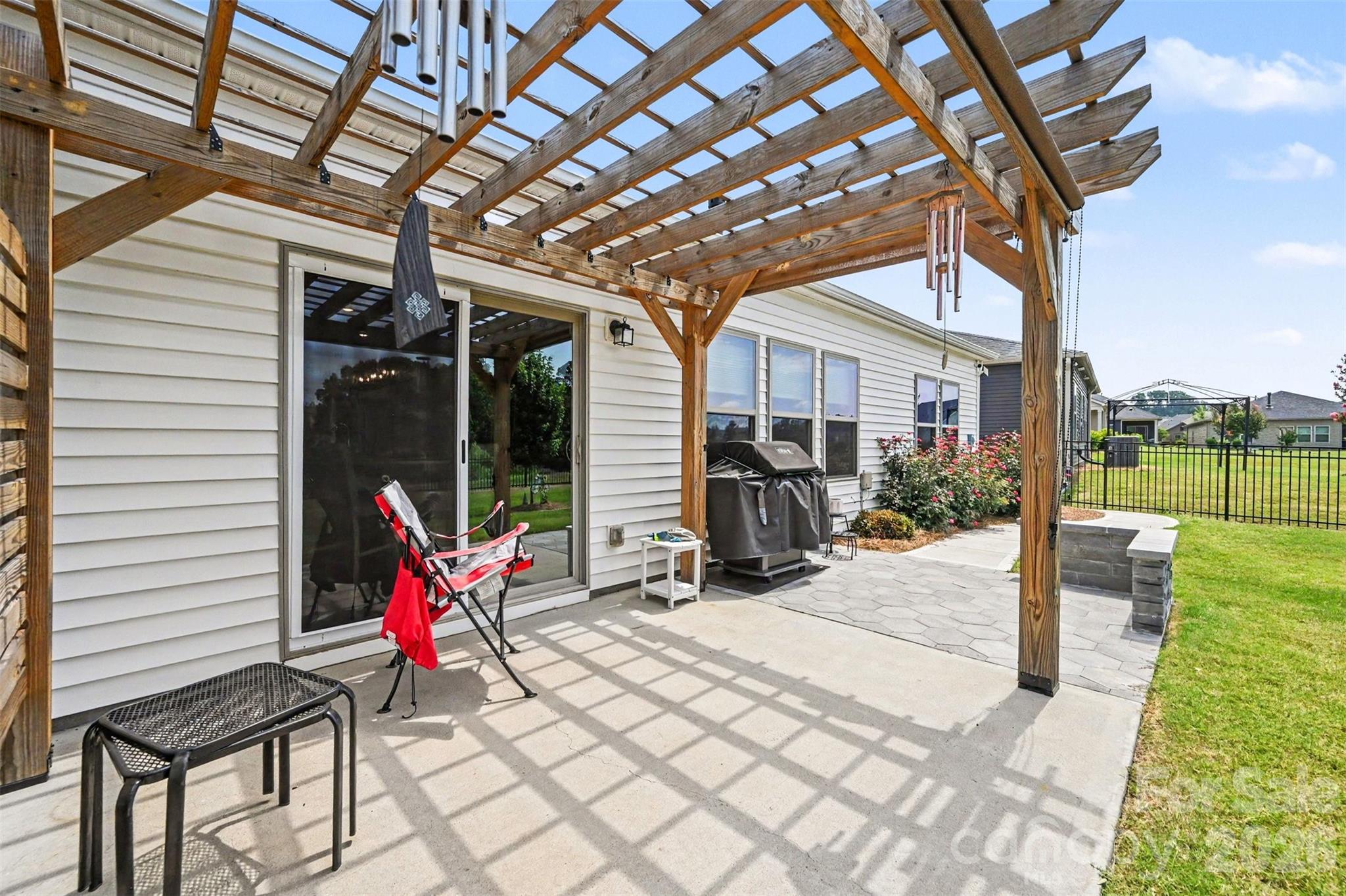 Larkhaven Hills - Residential