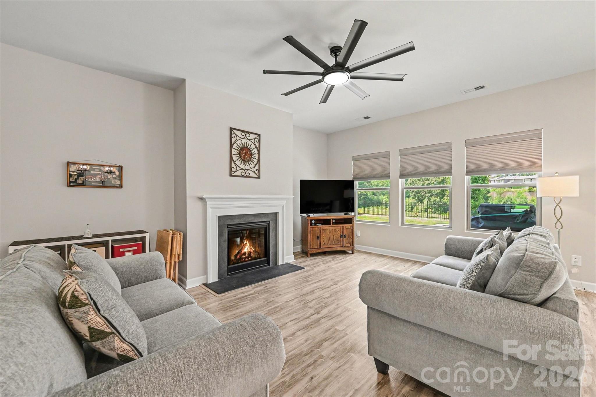 Larkhaven Hills - Residential