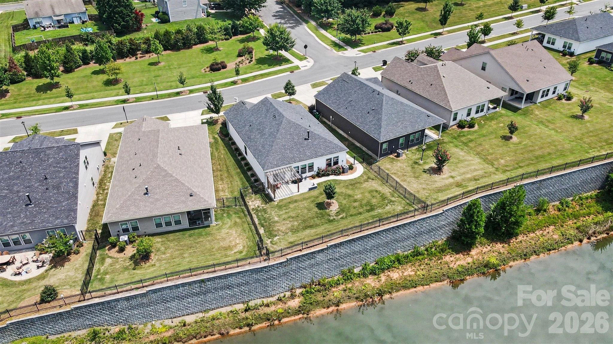 Larkhaven Hills - Residential
