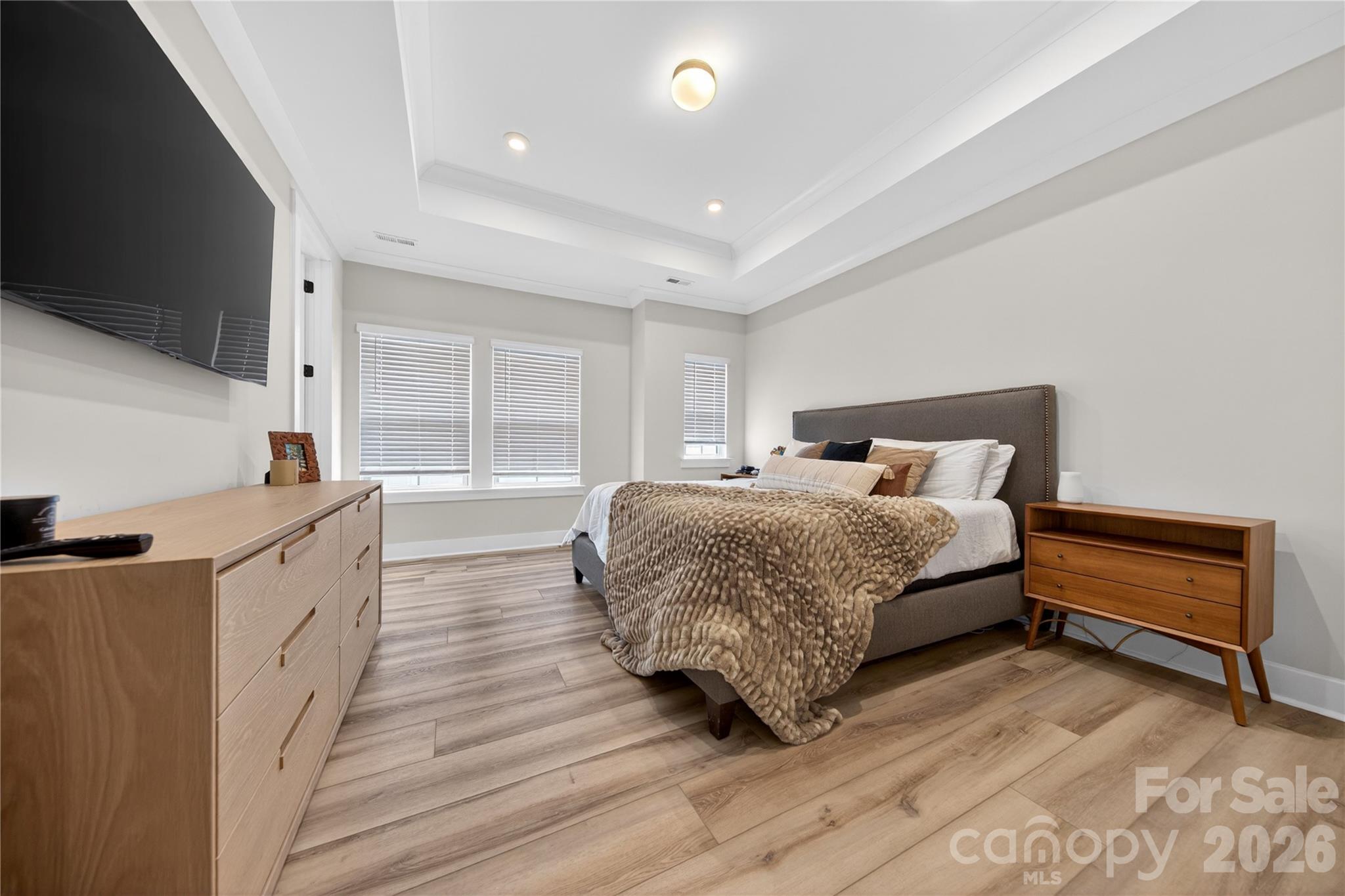 Six Twenty - Residential