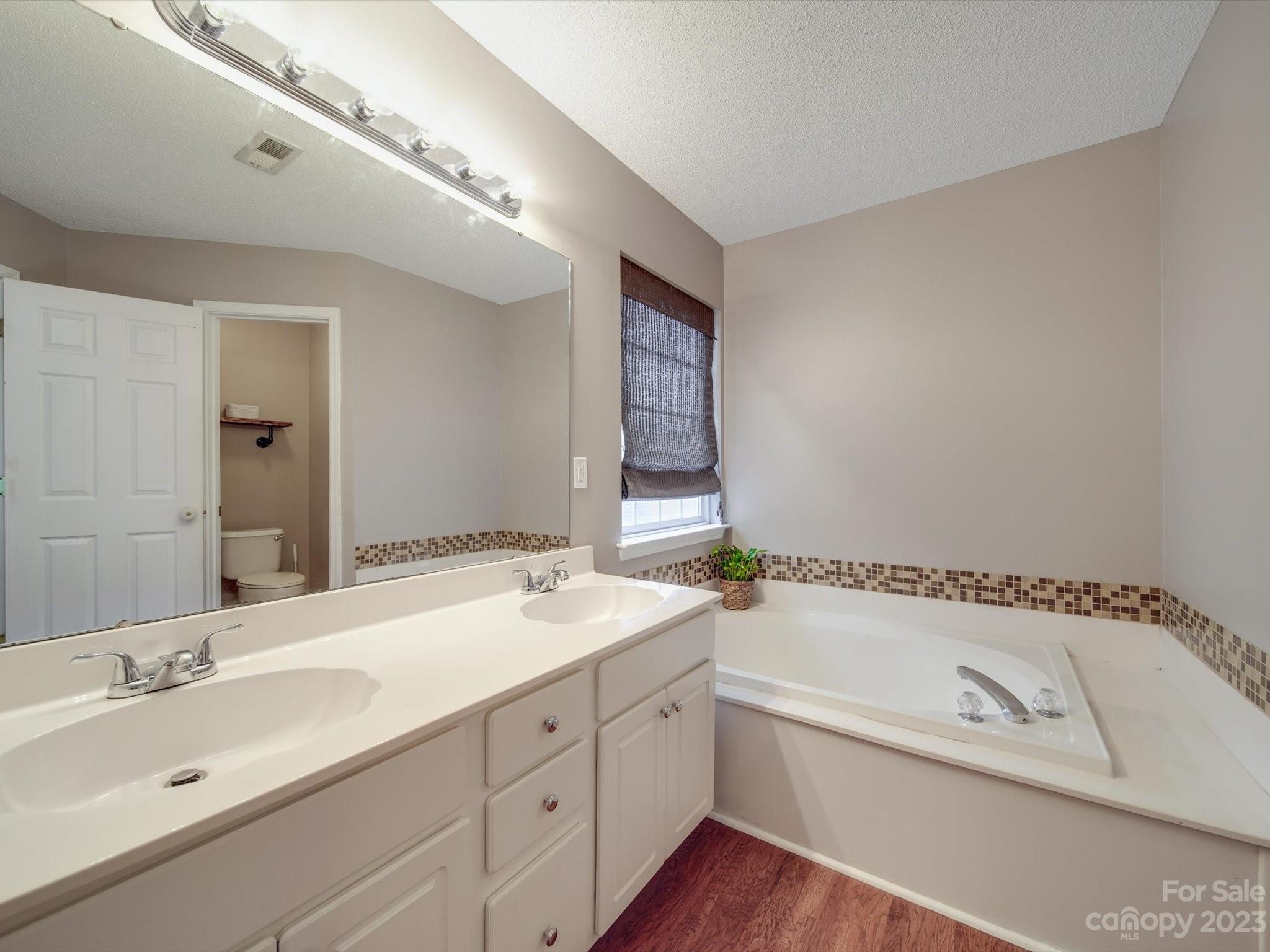 Oak Park - Residential