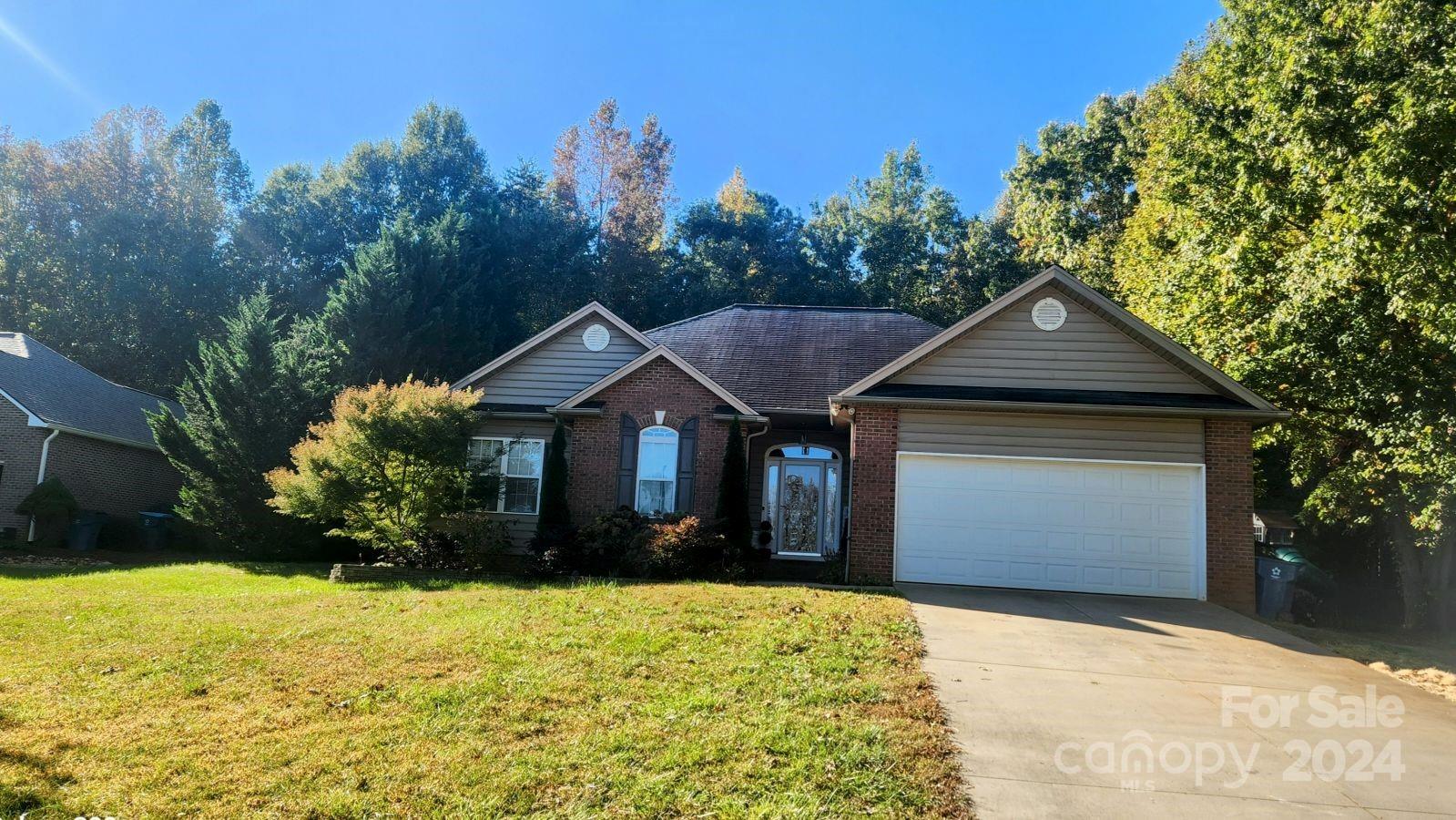 Hickory Woods - Residential
