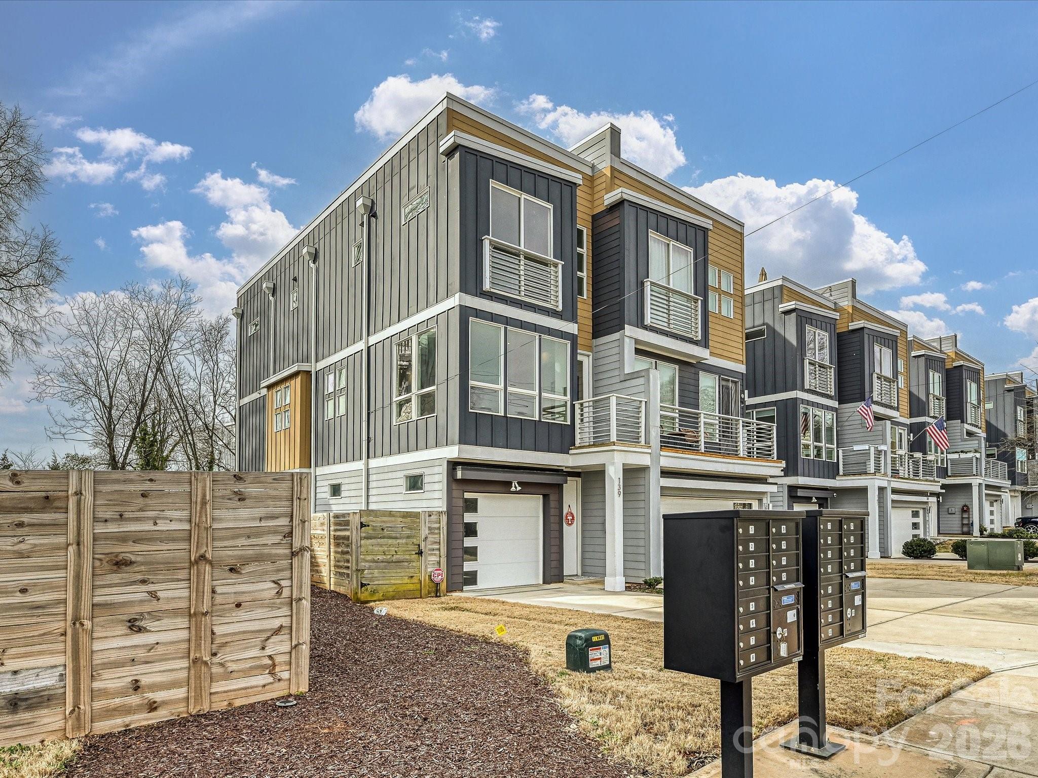 Urban Hive West End - Residential