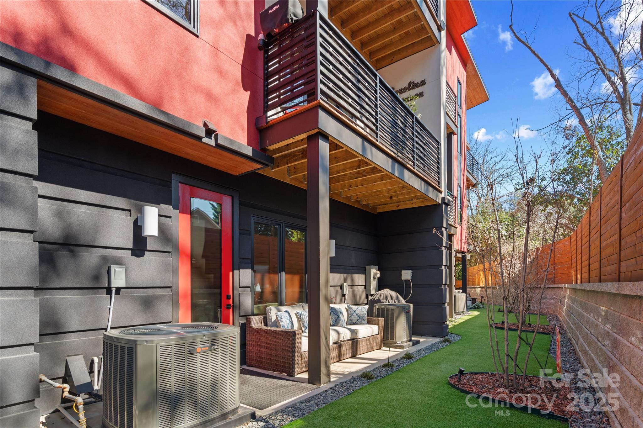 Lux Noda - Residential