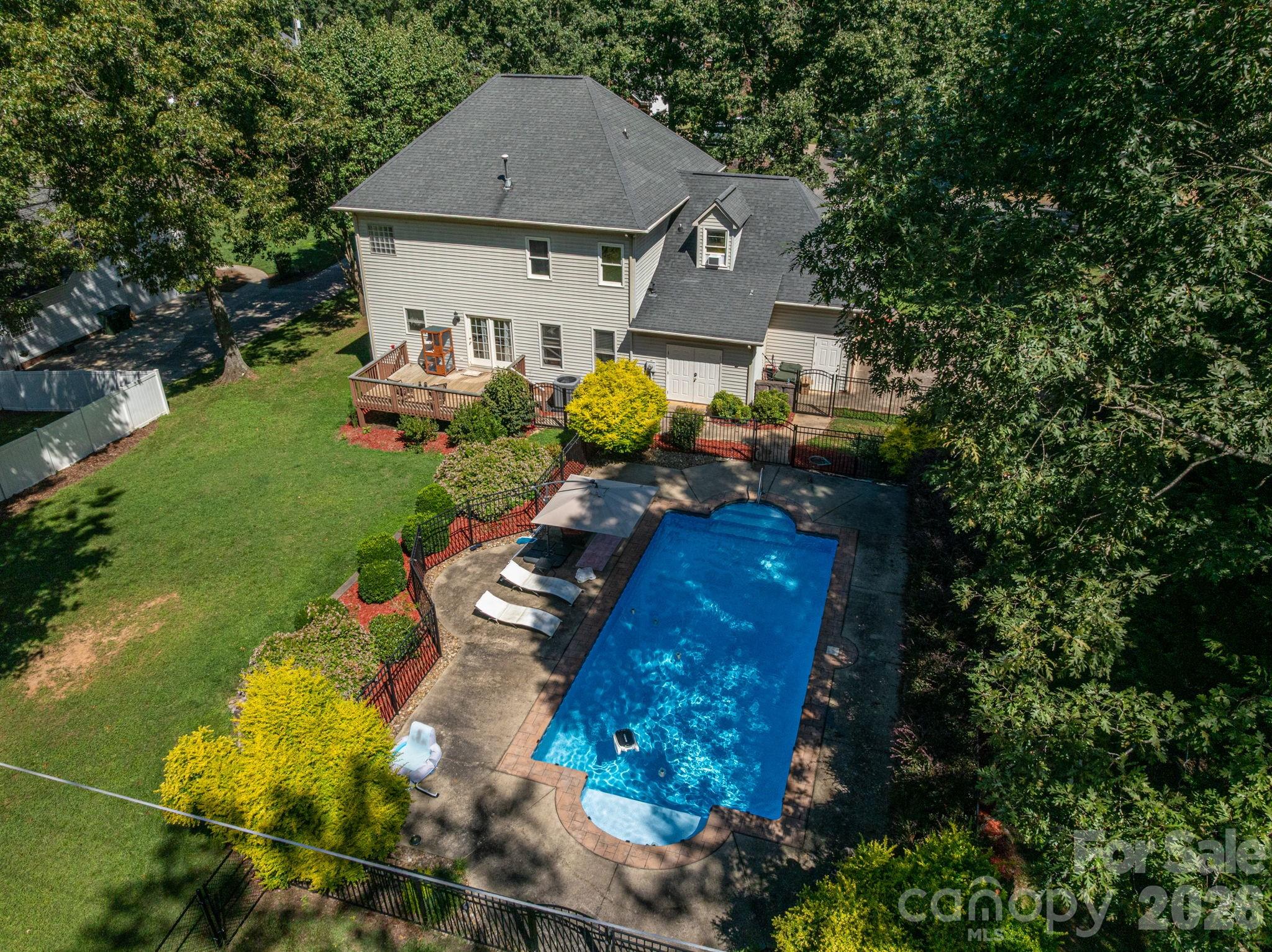 Crown Creek - Residential
