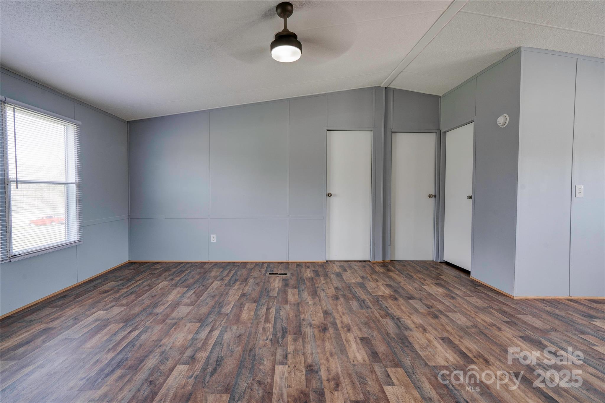Deer Meadow - Residential