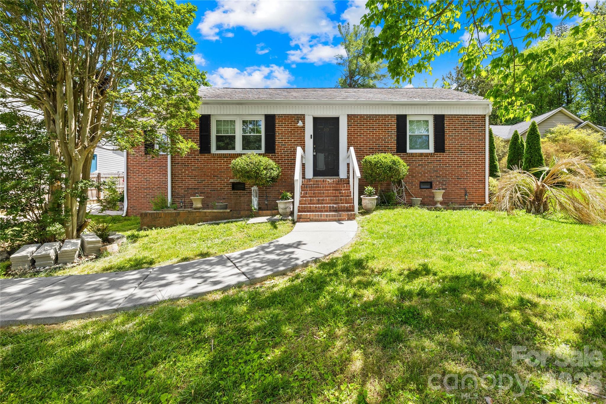 Charming Lake Norman Retreat – Small Home, Big Appeal!

This full-brick, no-HOA home offers the perfect blend of comfort and convenience, just minutes from two marinas, local restaurants, and scenic walking areas—and even closer to the water. Enjoy the relaxed lake lifestyle in this inviting 2-bedroom, 1-bath home, ideal as a weekend getaway, investment property, or full-time residence.

Inside, the well-maintained open floor plan features an inviting kitchen with stainless steel appliances, timeless cabinetry, and durable Laminate wood flooring throughout. The home also offers spacious living and dining areas, two generously sized bedrooms, and a centrally located full bathroom.

Step outside to a large rear deck overlooking a private backyard—perfect for entertaining, gardening, or simply unwinding.

This property presents an affordable opportunity to experience the best of Lake Norman living or investment property. Schedule your showing today—this one won’t last!