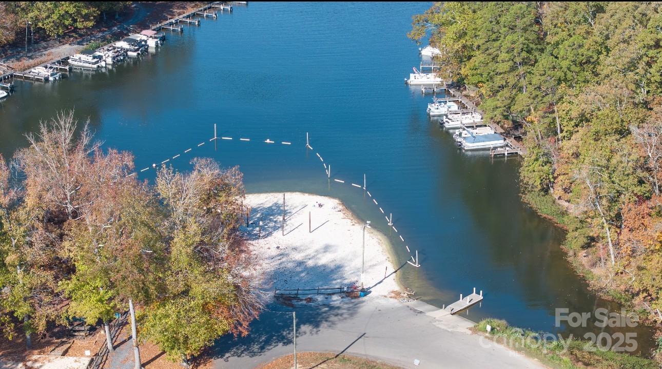 Twin Harbor - Residential
