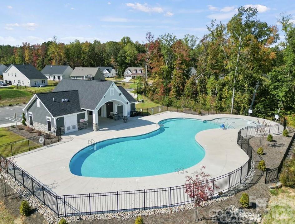 Clairmont - Residential