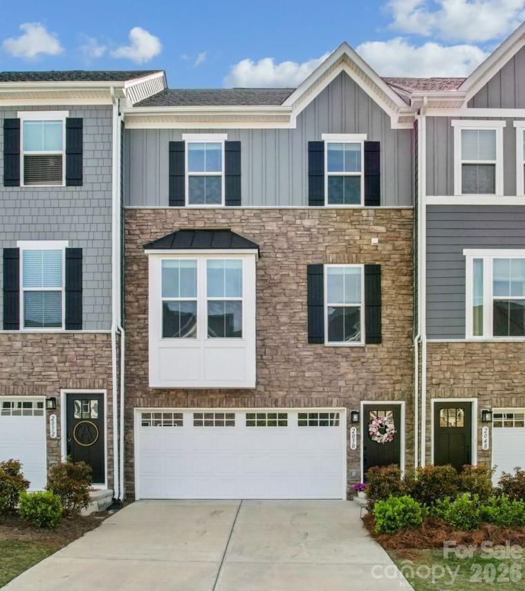 Trinity Townes - Residential