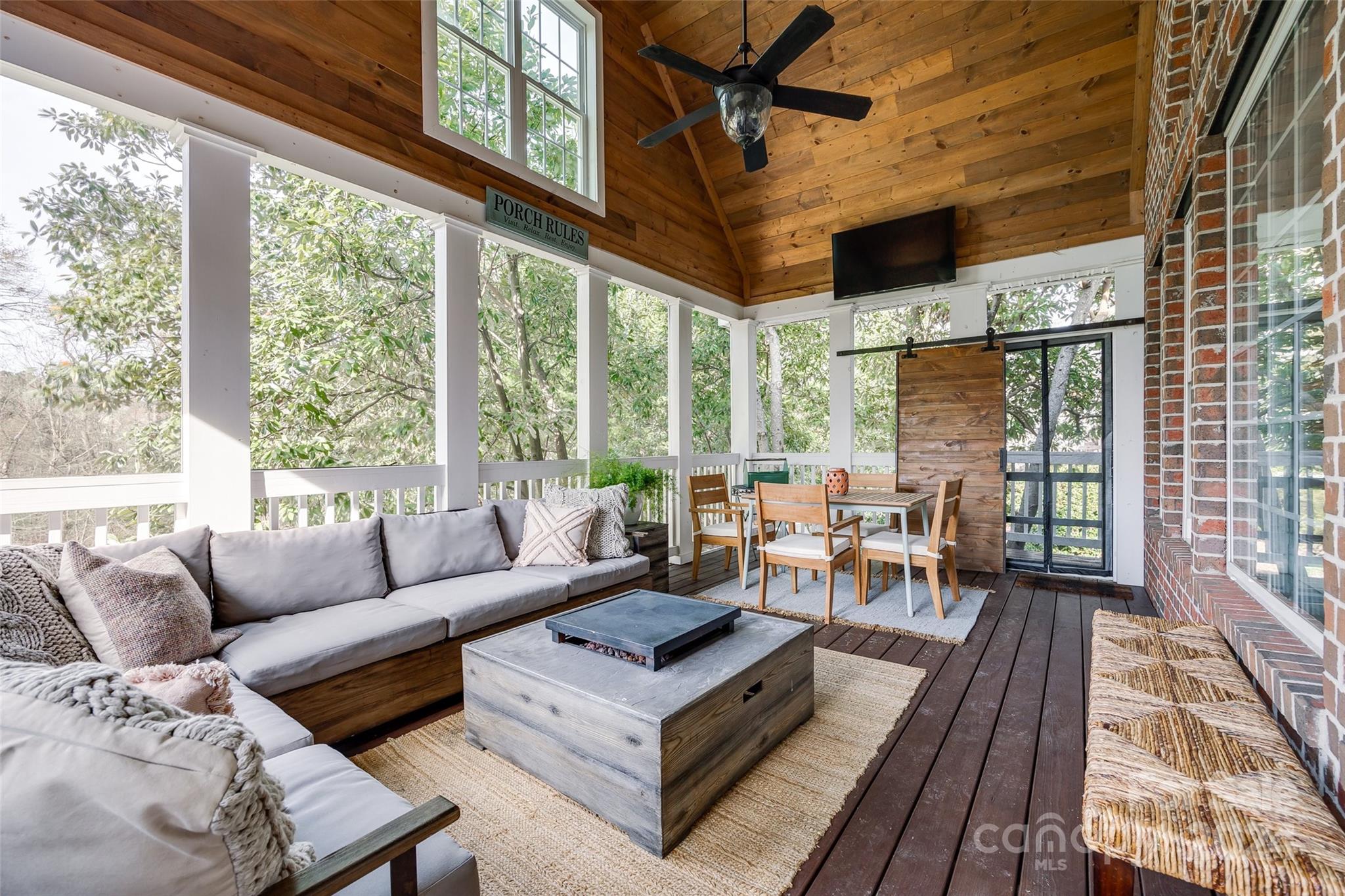 Laurel Creek - Residential