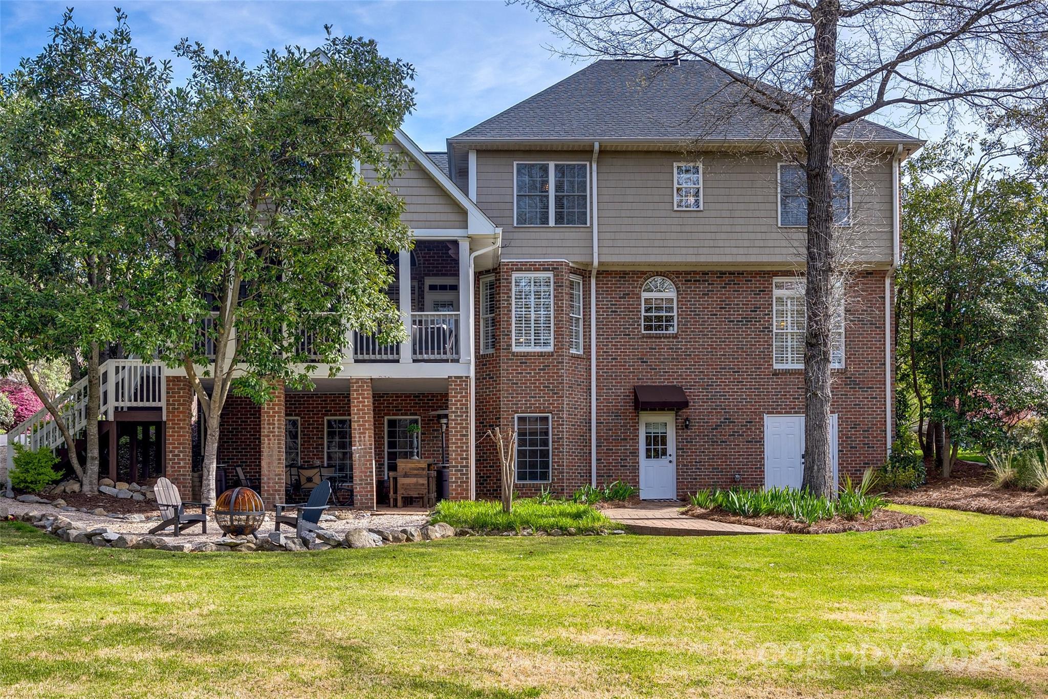 Laurel Creek - Residential