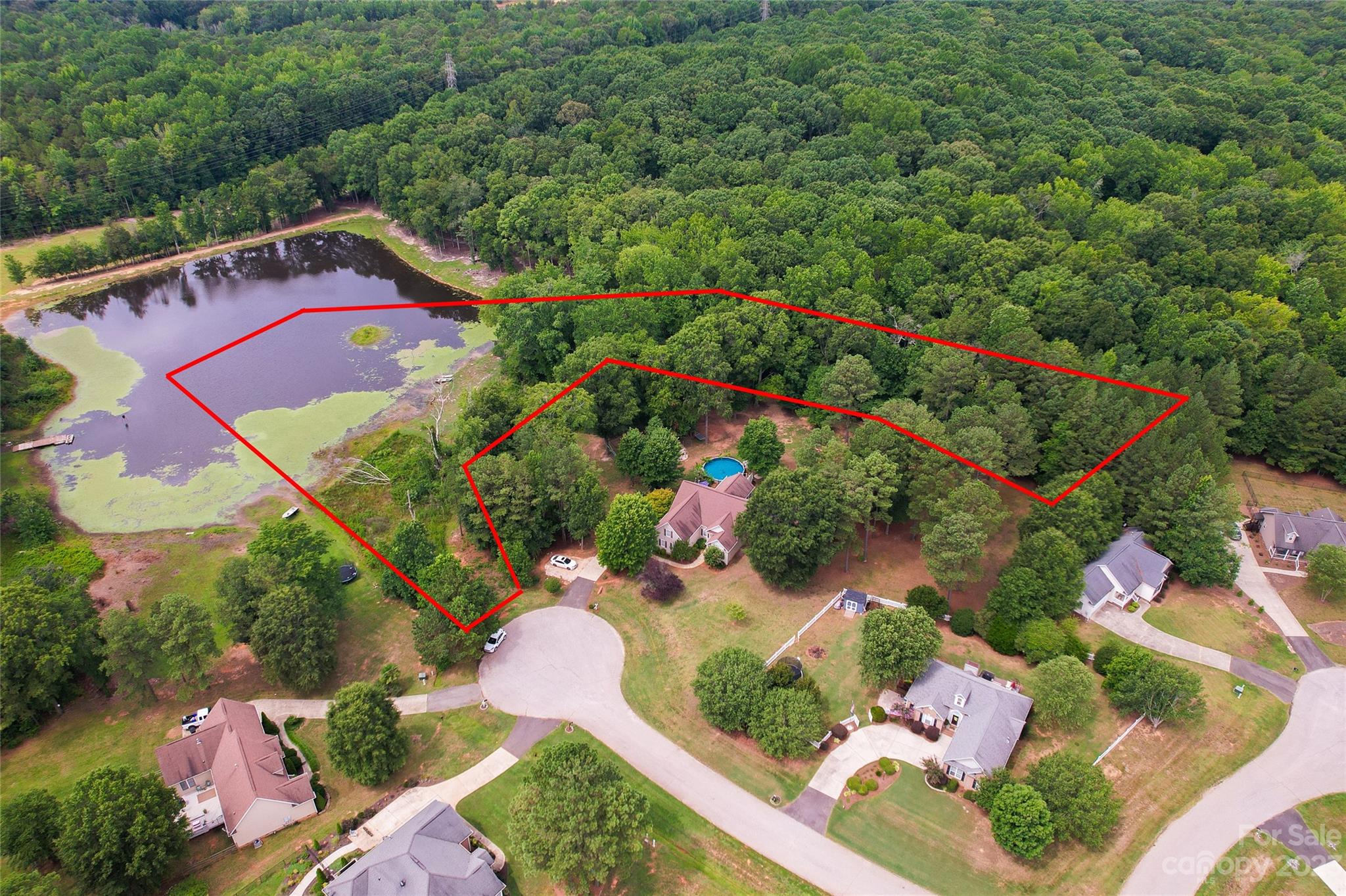 Build your dream home in this picturesque location and peaceful community of Henrys Orchard. This lot has 3.2 acres, about one acre has been cleared and is at the end of the Cul-de-sac. This lot is READY to go. Septic Sewer and City Water. Gas, cable, electricity and water already in community and ready to be hooked up with the new build. Within minutes to Lake Wylie, easy access to 49 and 77 roads. 20 minutes to Charlotte Airport.