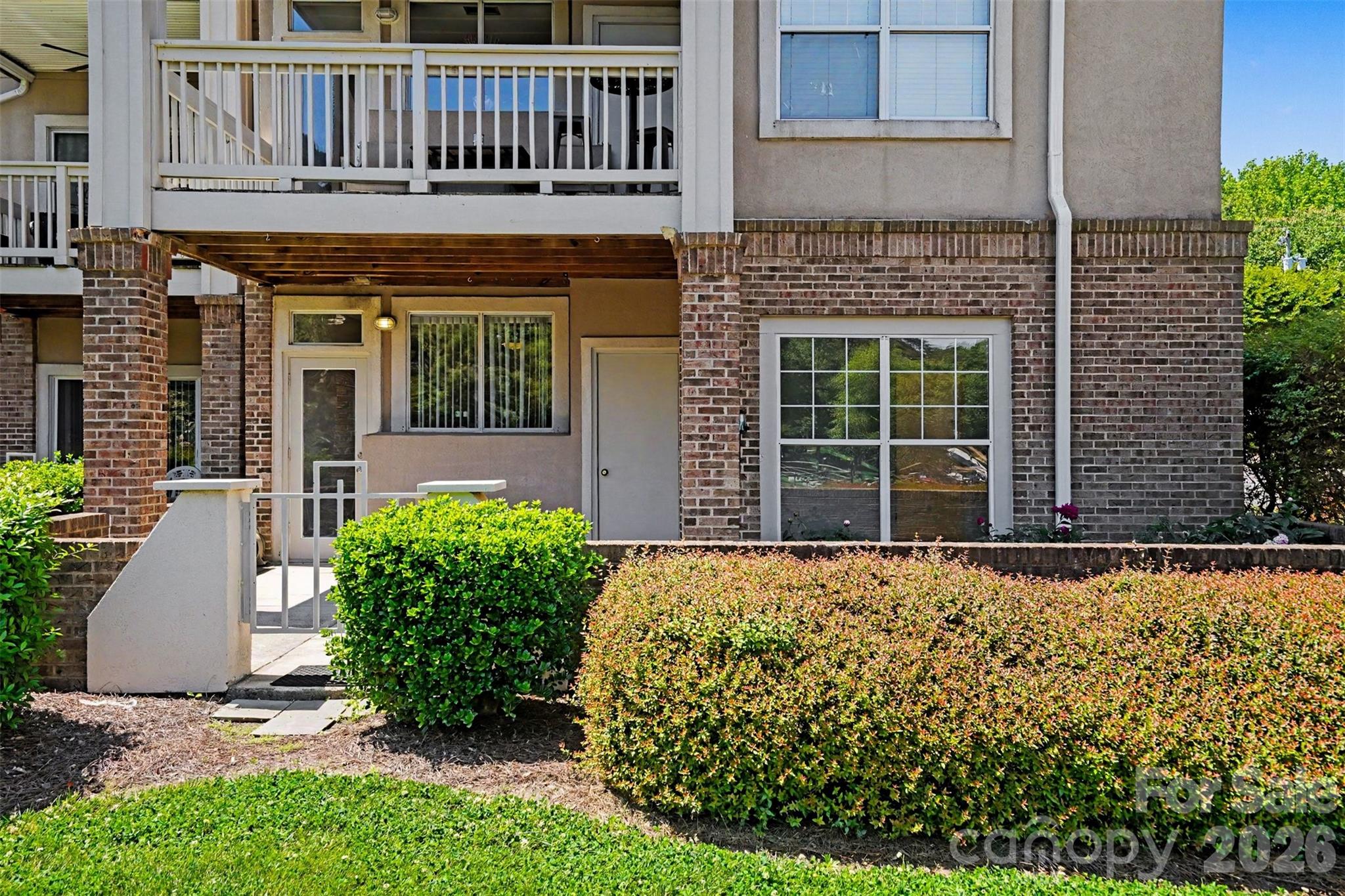Pier 33 - Residential