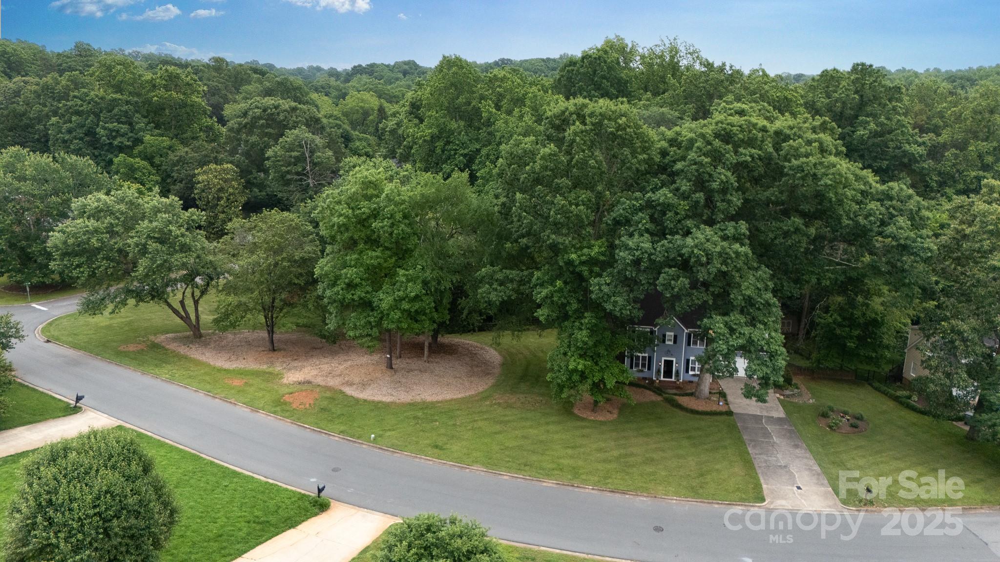 POINT CROSSING - Residential