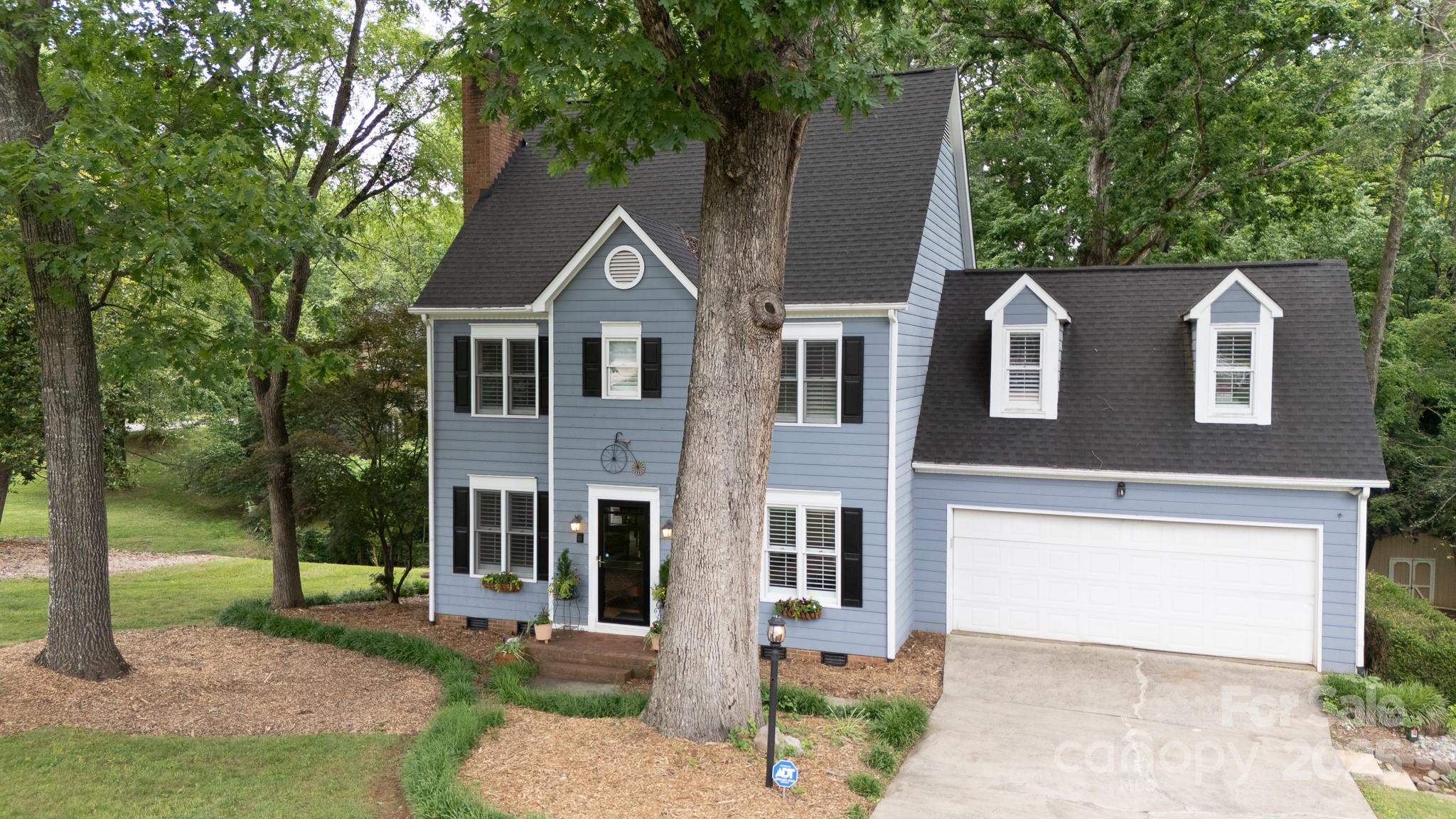 POINT CROSSING - Residential