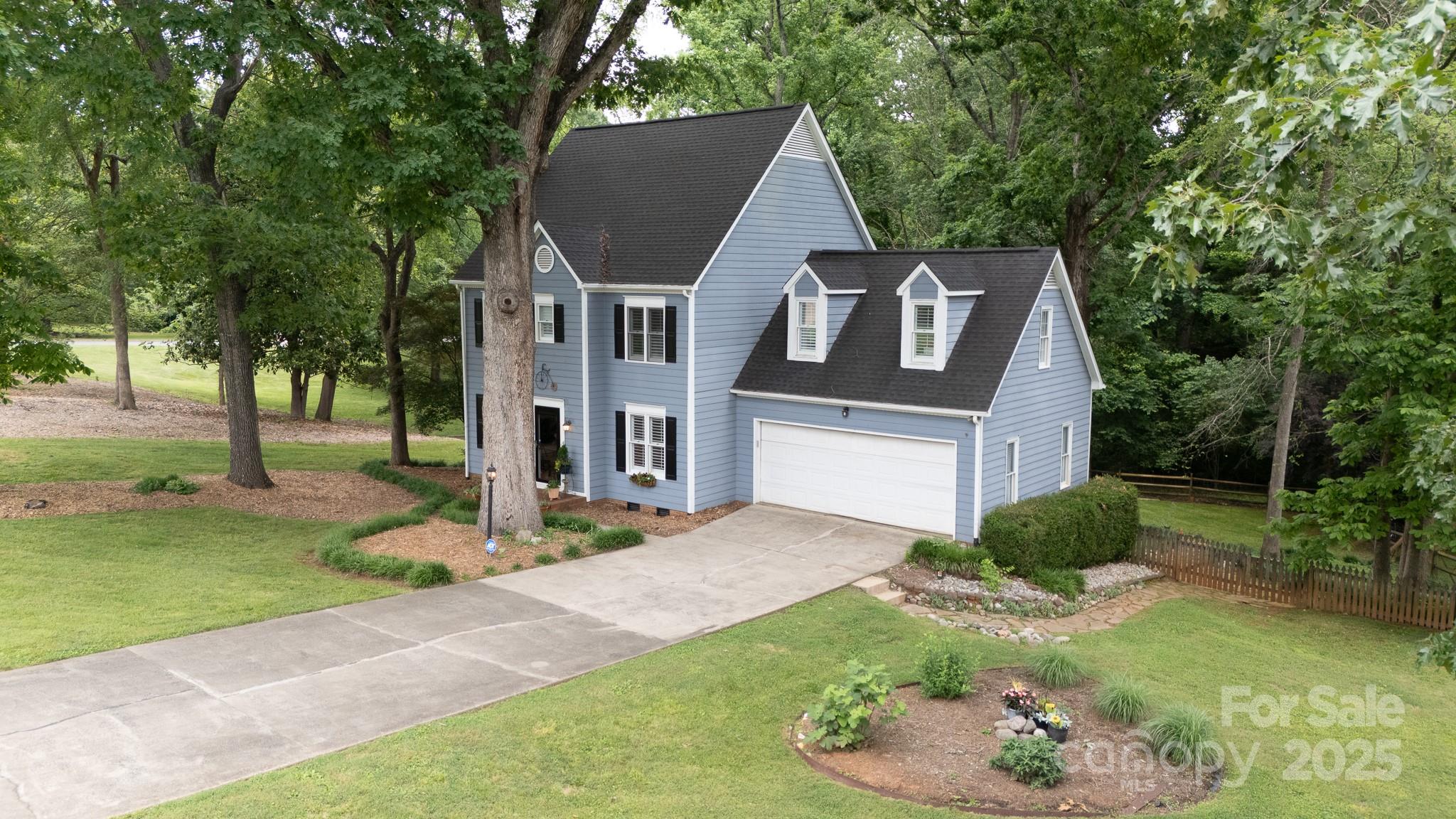 POINT CROSSING - Residential