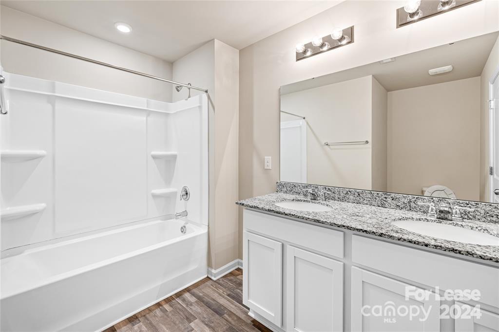 Ashton Manor - Residential Lease