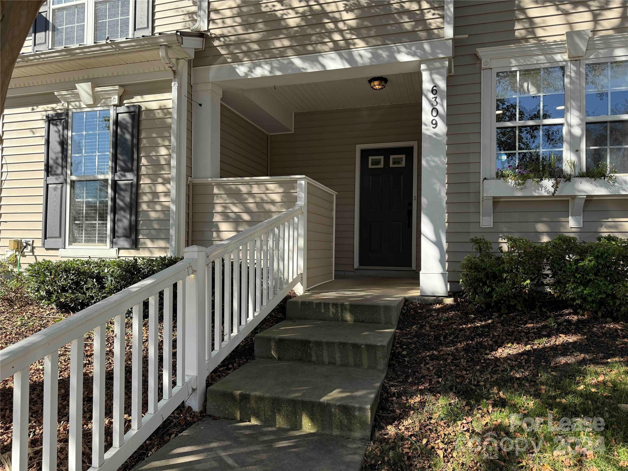 Located in the desirable Arlington neighborhood, this beautiful 3-bedroom, 2.5-bathroom townhome offers 1,353 square feet of comfortable living space. The main level features an open floorplan, seamlessly connecting the family room and dining area, with a cozy fireplace as the centerpiece—perfect for relaxing or entertaining guests. LVP flooring runs throughout the downstairs area, leading to a modern kitchen equipped with granite countertops, stainless steel appliances, and a cooktop stove. Convenience is key with washer/dryer hookups and a private patio complete with outside storage. Enjoy easy access to the neighborhood clubhouse and pool, just a short walk away. Ideally located near Hwy 160 and close to the vibrant Ballantyne area, this townhome combines convenience with comfort, offering the perfect place to call home.