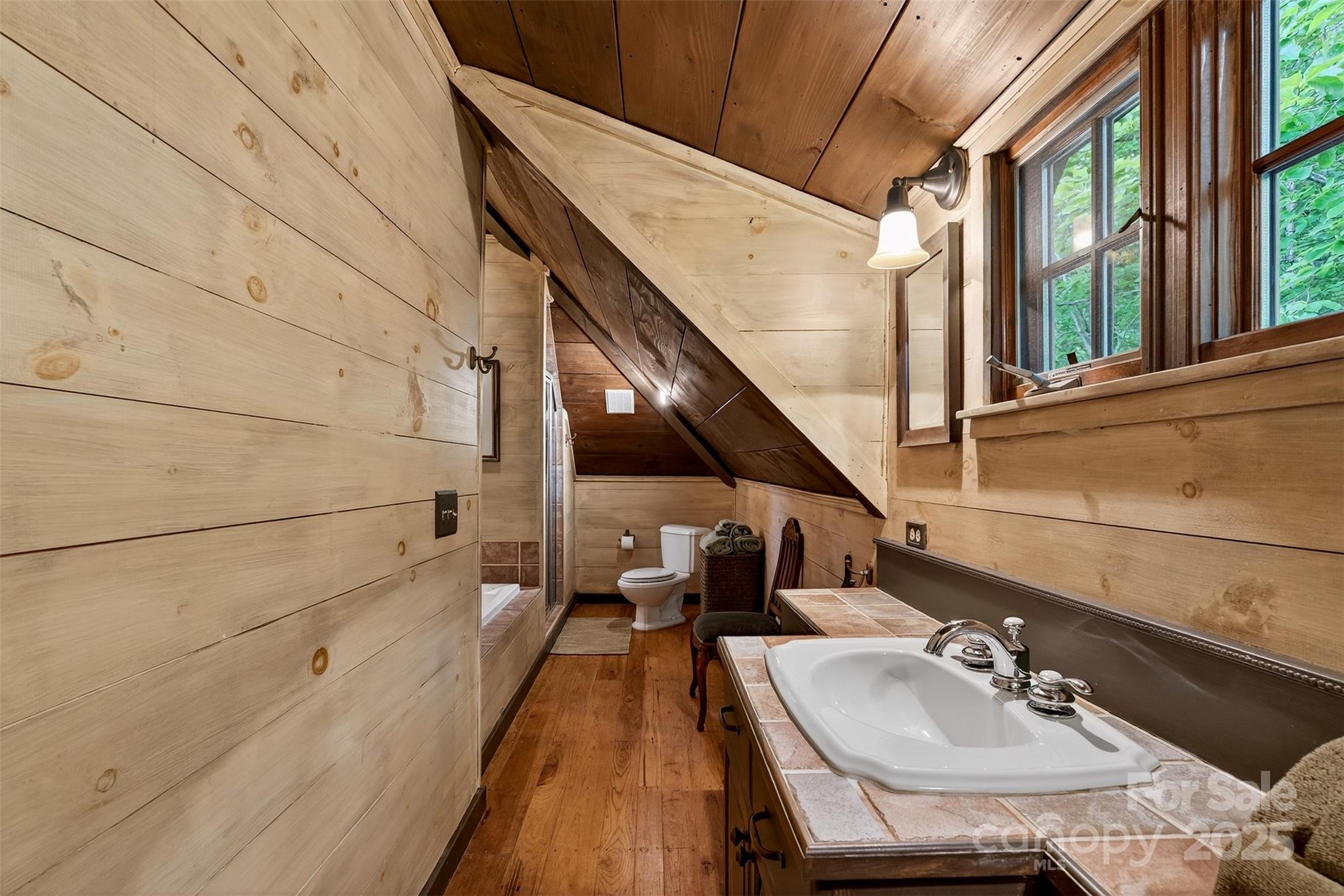 Cliff Ridge Colony - Residential