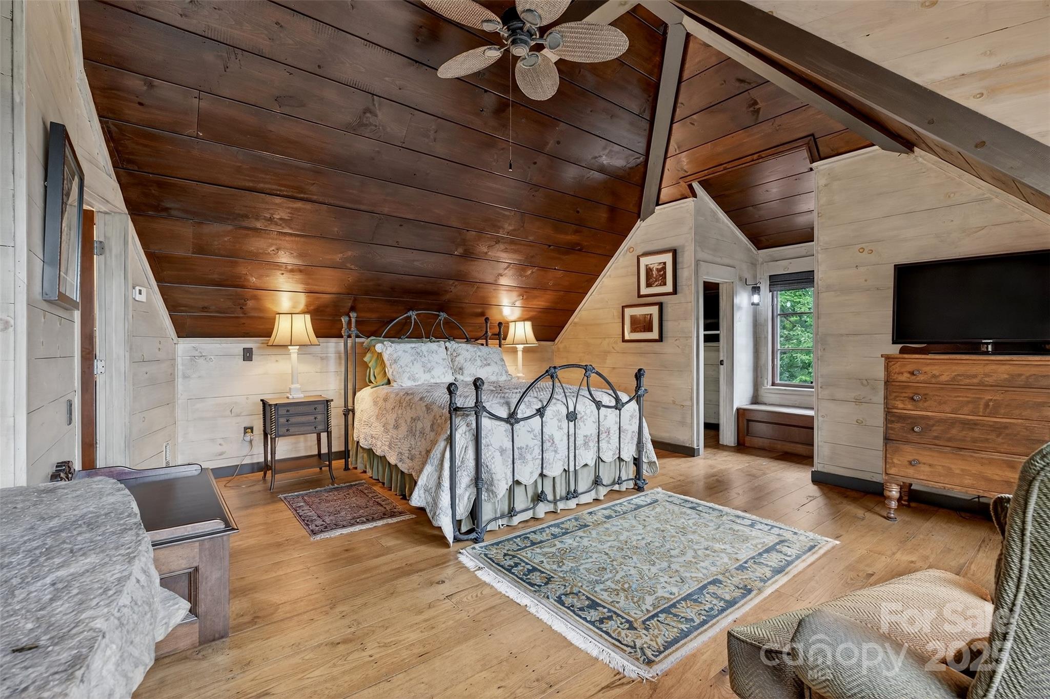Cliff Ridge Colony - Residential
