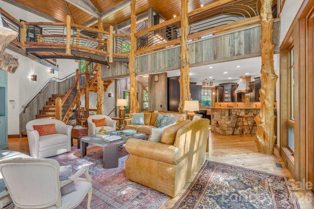 Yonahlossee - Residential