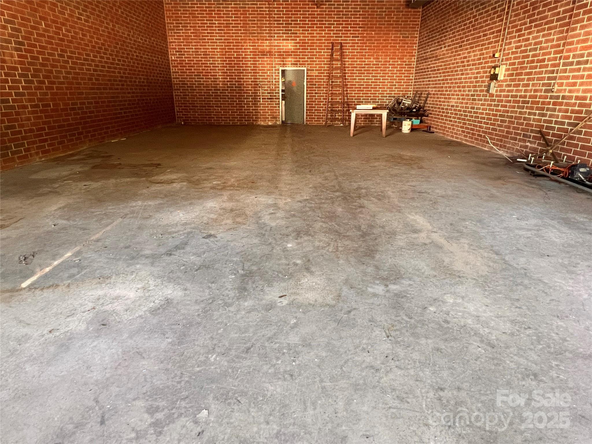 Buy 2 commercial building for 1 price!!!
Do not miss this good chance!!
Retail commercial property for sale. Rare to find this business property in this growing area. 1313 Hwy 9 Bypass property 2175 Sq included. (Currently leased for Antic store). This property runs dry cleaner plant all equipment and inventory will be conveyed. You can have a chance to be an owner of property and business owner.