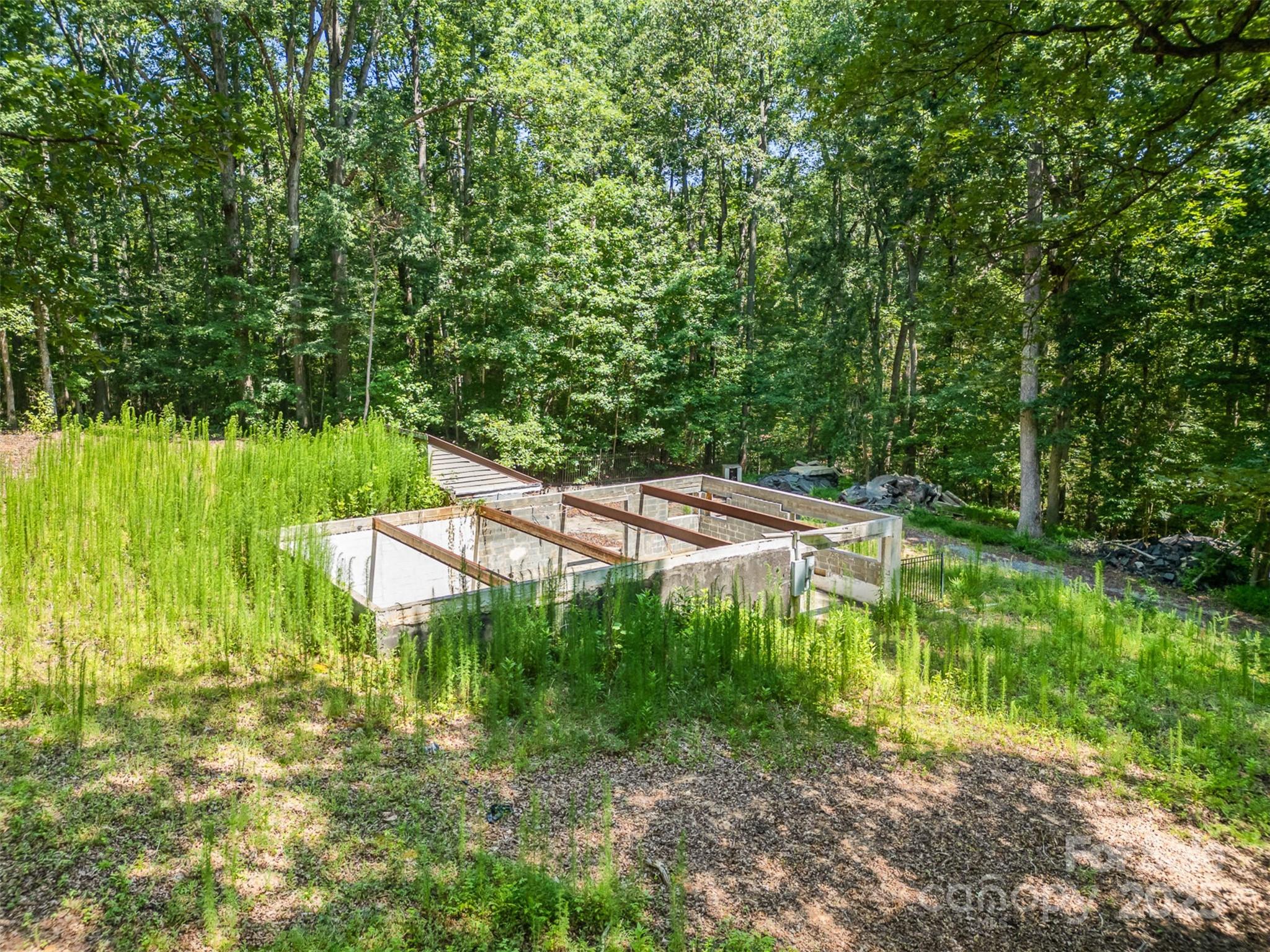 Morris Branch - Land