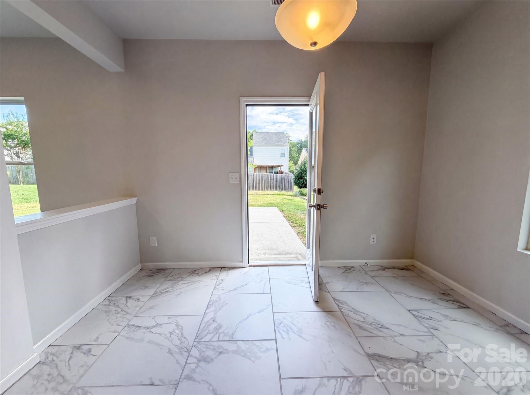 Newport Lakes - Residential