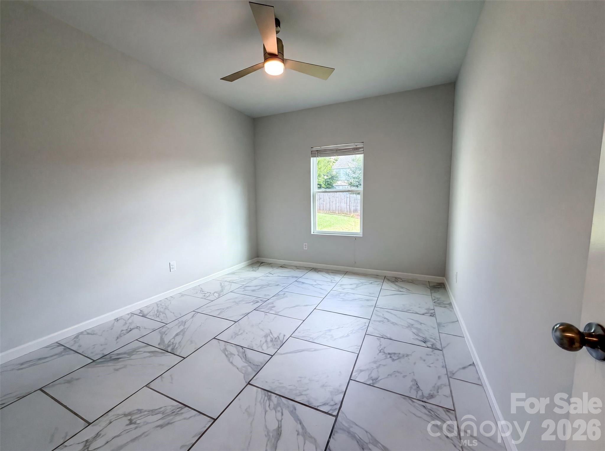 Newport Lakes - Residential