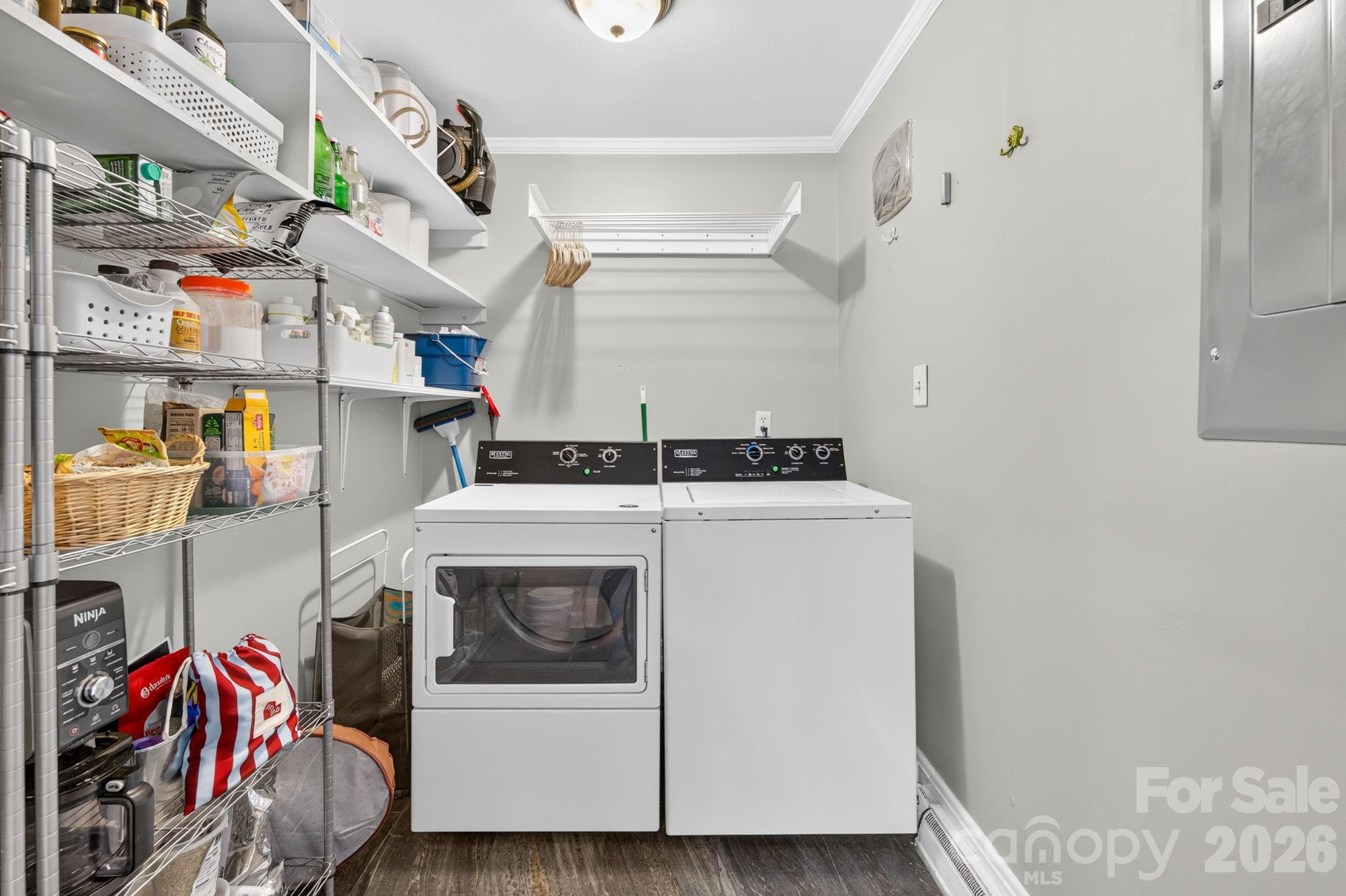 Crestwood - Residential