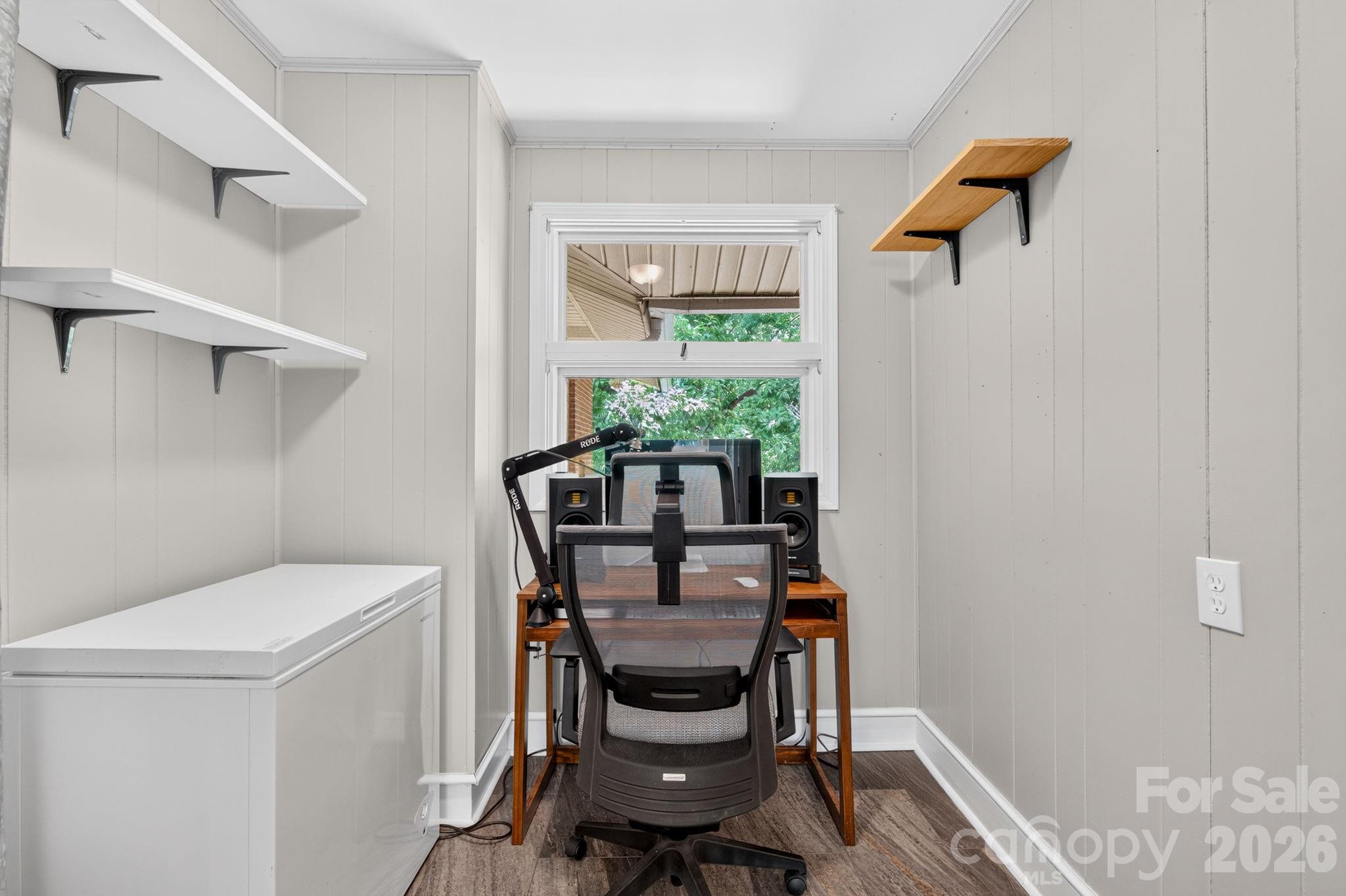 Crestwood - Residential