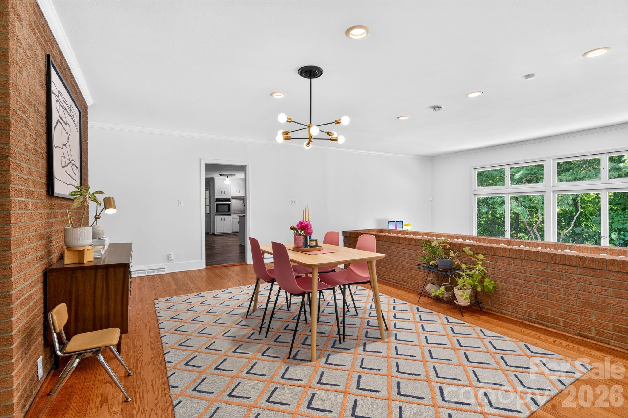 Crestwood - Residential