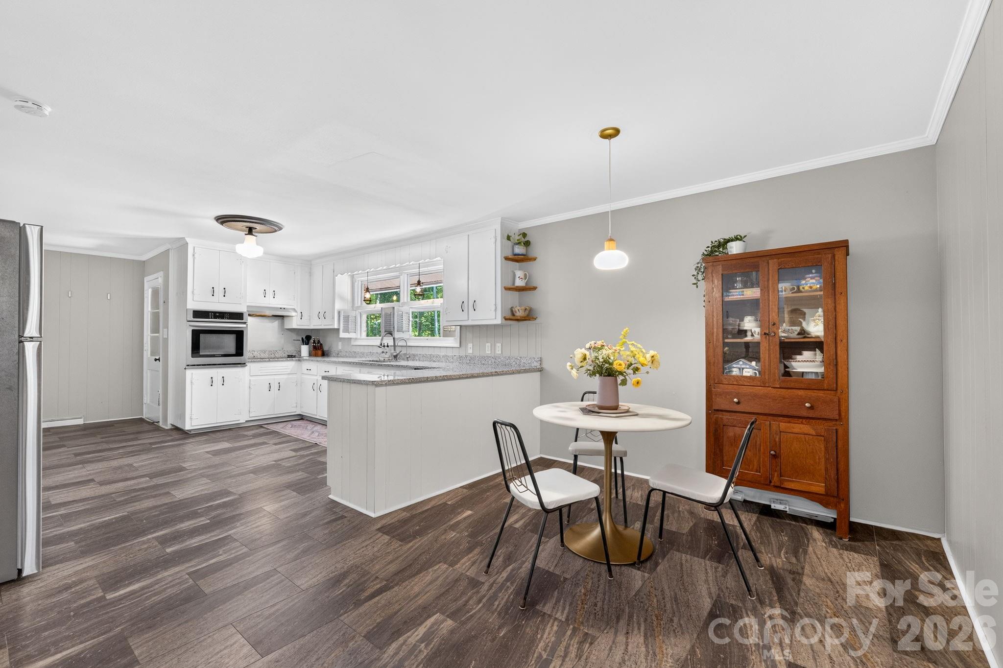 Crestwood - Residential