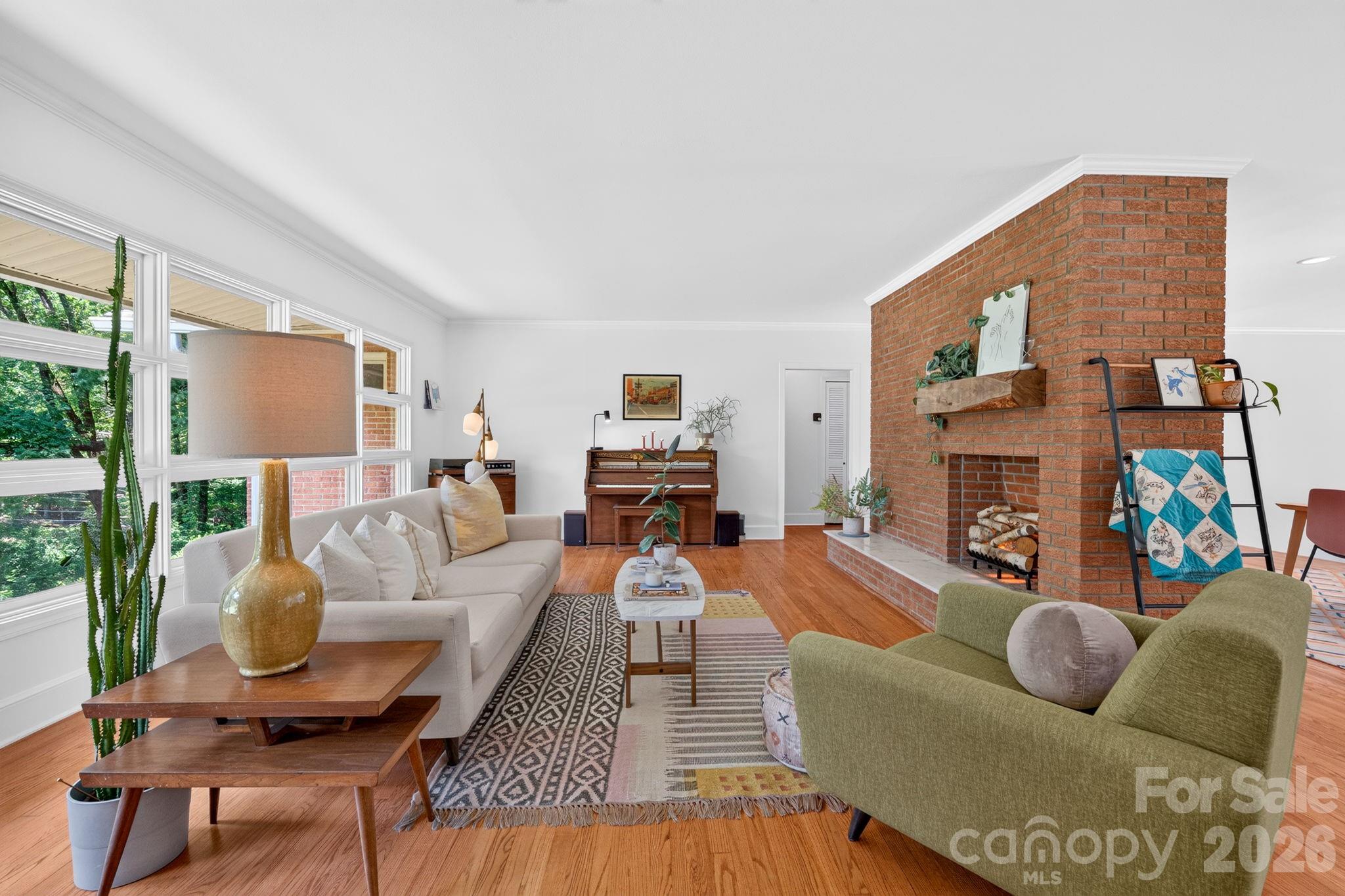 Crestwood - Residential